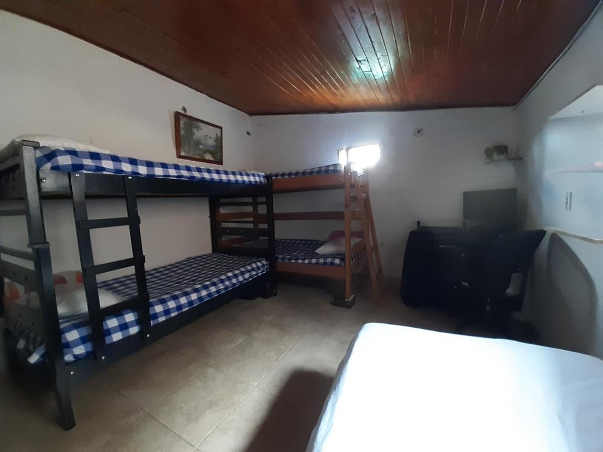 Artesanos Y Turistas Διαμέρισμα Guatapé Εξωτερικό φωτογραφία